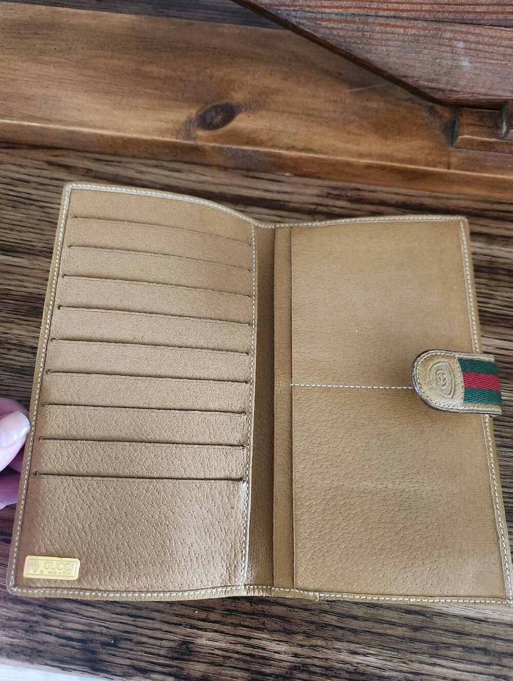 Gucci Beige Tan Monogram Micro GG Vintage Crossbody Bag with Matching Wallet - Picture 14 of 15